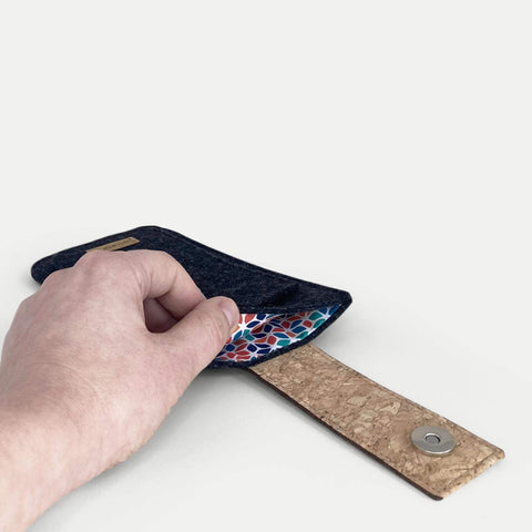 Étui pour téléphone portable pour Samsung Galaxy A55 | avec fermeture magnétique et compartiment supplémentaire | anthracite - Colorful | modèle HAKA