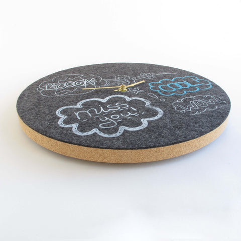 Horloge murale en feutre et liège 30 cm | Design "Cool" d'Anja Streese