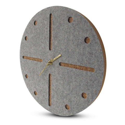 Horloge murale en feutre et liège 30 cm | gris clair - or | Conception : Odense