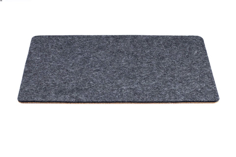 Sous-main pour MacBooks en feutre et liège | 26x38cm | anthracite