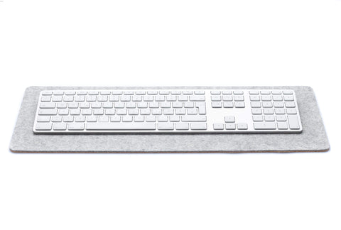 Tapis de bureau en feutre et liège | 20x50cm | gris clair