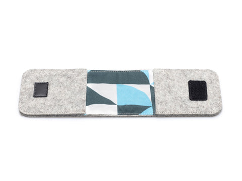 Étui pour cartes EC en feutre | gris clair - formes