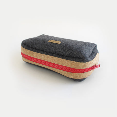 Sac d'accessoires pour câbles, etc. | en feutre et liège | rouge anthracite