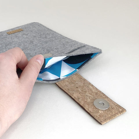 Housse pour Tolino Vision Color | avec fermeture magnétique et compartiment supplémentaire | gris clair - Shapes | Modèle "HAKA"