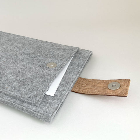 Étui pour tablette sur mesure | avec fermeture magnétique et compartiment supplémentaire | gris clair - Bloom | Modèle "HAKA"