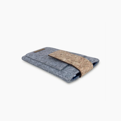 Coque de téléphone sur mesure | avec fermeture magnétique et compartiment supplémentaire | gris clair - pistes | Modèle HAKA