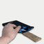 Housse pour PocketBook InkPad Color | avec fermeture magnétique et compartiment supplémentaire | anthracite - Shapes | Modèle "HAKA"