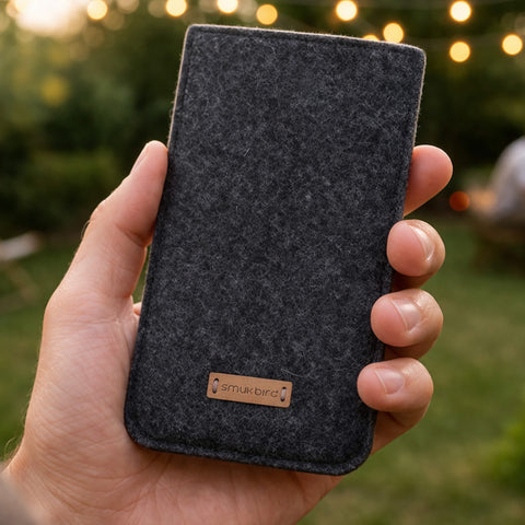 Coque de téléphone sur mesure | en feutre et coton biologique | anthracite - Coloré | Modèle "LAISSER"
