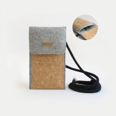 Sac bandoulière pour Samsung Galaxy A34 | en feutre et coton biologique | gris clair - rayures | Modèle KEDJA