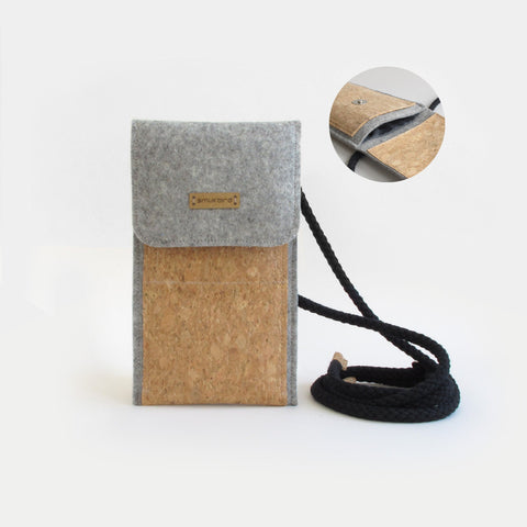 Sac bandoulière pour Fairphone 4 | en feutre et coton biologique | gris clair - pistes | Modèle KEDJA