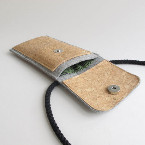 Sac bandoulière pour Fairphone 3 | en feutre et coton biologique | gris clair - rayures | Modèle KEDJA