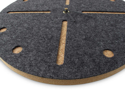 Horloge murale en feutre et liège 30 cm | anthracite - noir | Conception : Odense