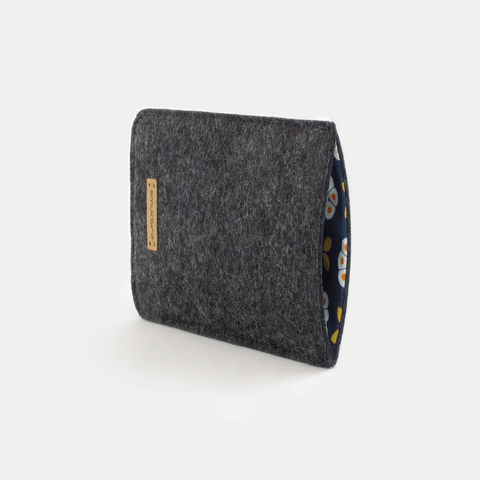 Housse de téléphone pour Xiaomi Poco F5  | en feutre et coton biologique | anthracite - floraison | Modèle "LAISSER"