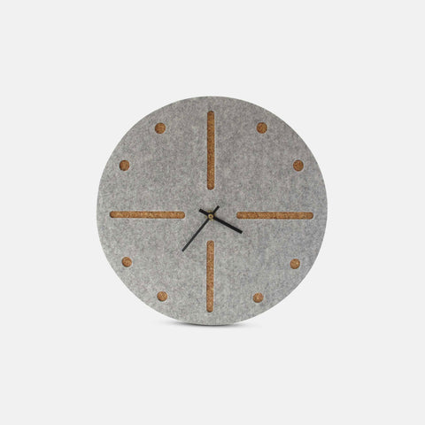 Horloge murale en feutre et liège 30 cm | gris clair - noir | Conception : Odense
