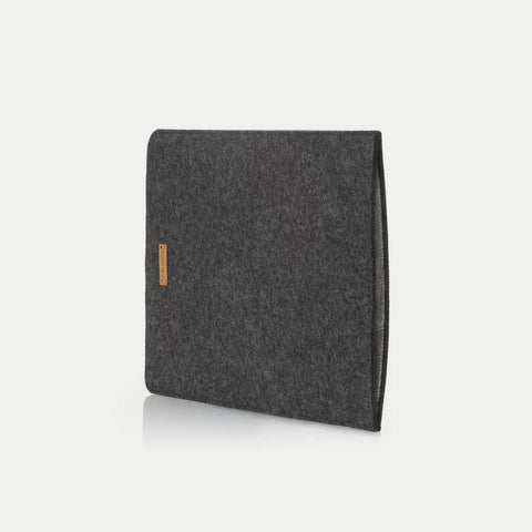 Housse pour iPad Pro 12,9" - 6e Gén | en feutre et coton biologique | anthracite - pistes | Modèle "LAISSER"