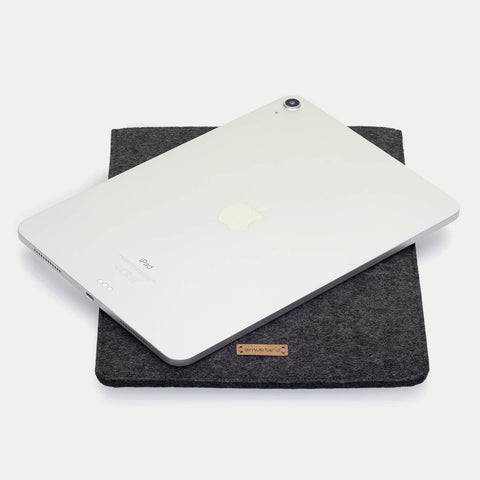 Housse pour iPad Pro 11" - 4e génération | en feutre et coton biologique | anthracite - formes | Modèle "LAISSER"