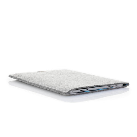 Étui pour Surface Pro 8 | en feutre et coton biologique | gris clair - formes | Modèle "LAISSER"