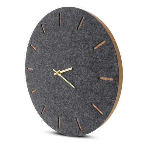Horloge murale en feutre et liège 30 cm | anthracite - or | Conception : Copenhague