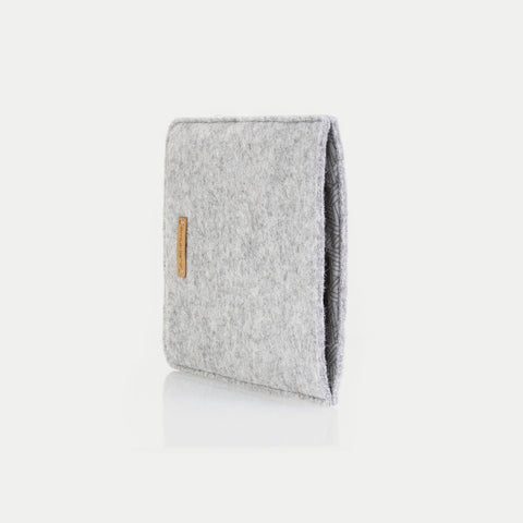 Couverture des versets du PocketBook | en feutre et coton biologique | gris clair - pistes | Modèle "LAISSER"