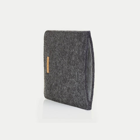 Étui pour Kindle Scribe | en feutre et coton biologique | anthracite - pistes | Modèle "LAISSER"